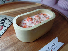 Vela de soja con aroma a mandarina en bañera artesanal