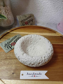 Cuenco estilo roca volcánica blanco