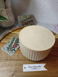 Caja redonda con tapa artesanal